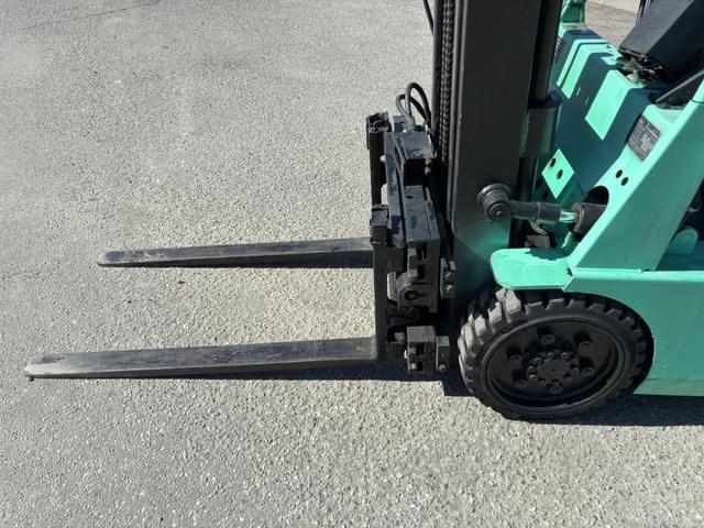 Image of Mitsubishi FGC25 equipment image 4