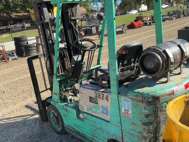 Image of Mitsubishi FGC25B equipment image 3