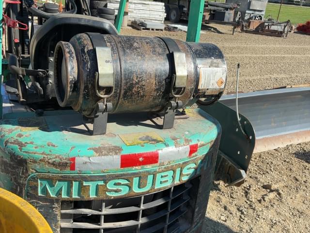 Image of Mitsubishi FGC25B equipment image 4
