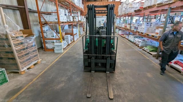 Image of Mitsubishi FG25N equipment image 1