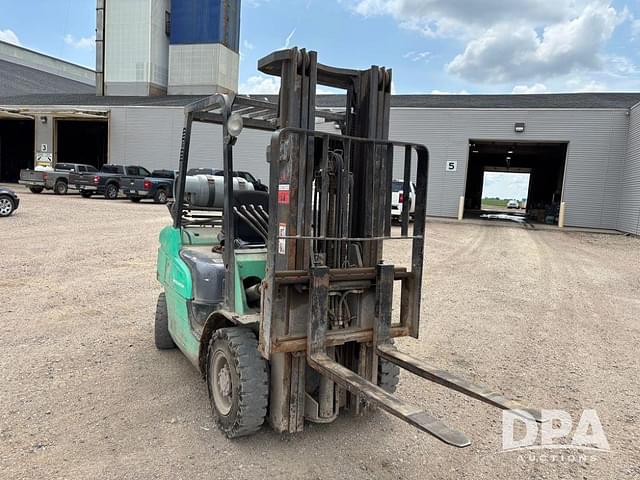 Image of Mitsubishi FG25N equipment image 3