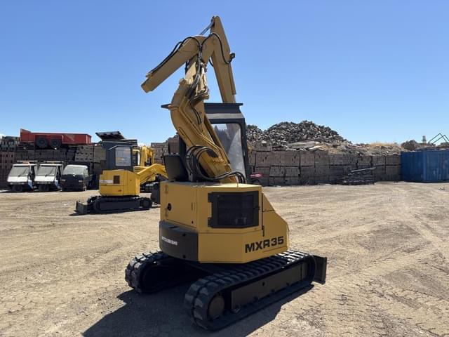 Image of Mitsubishi MXR35 equipment image 4