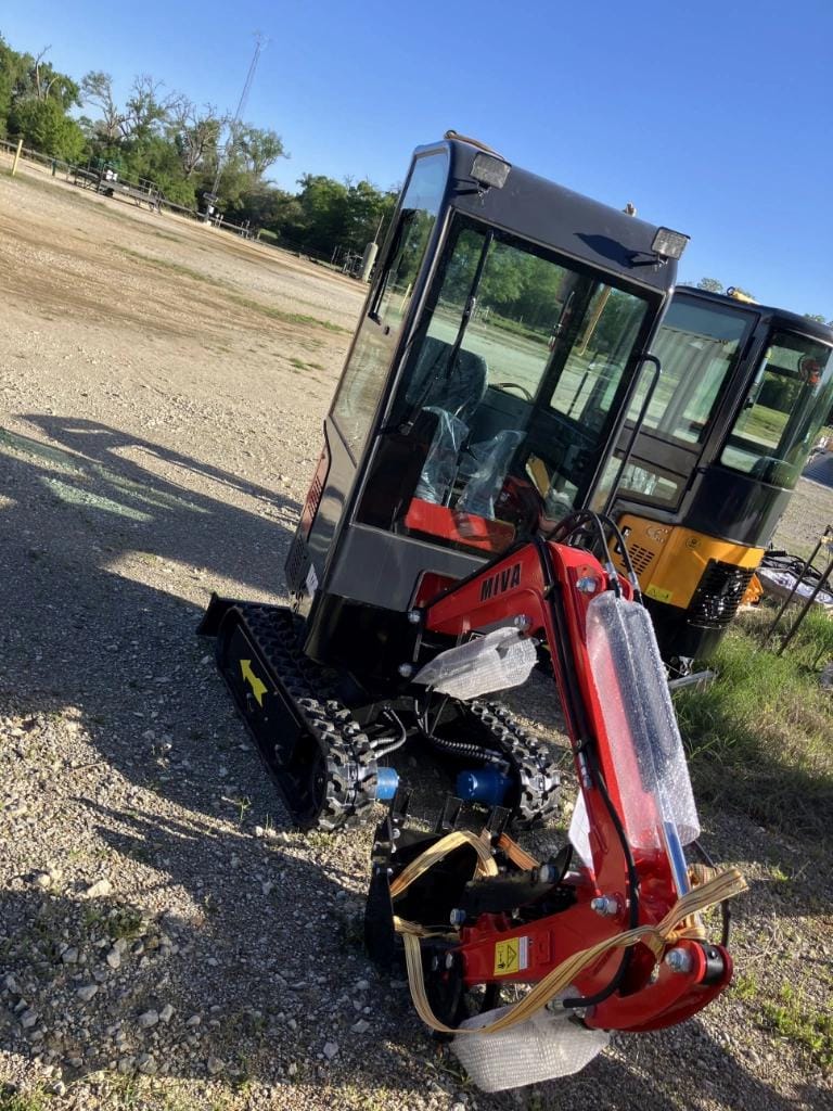 Main image Miva VA13C