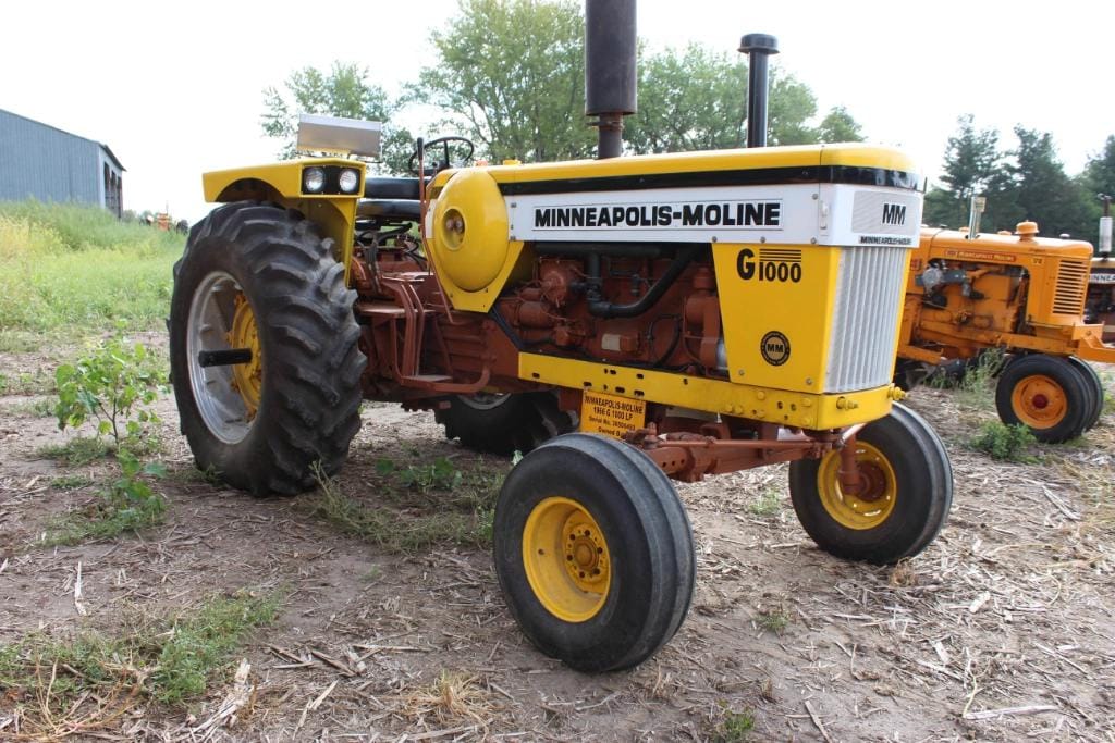 Main image Minneapolis-Moline G1000