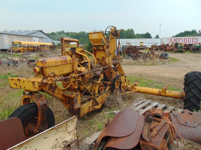 Image of Minneapolis-Moline Uni-Tractor equipment image 1