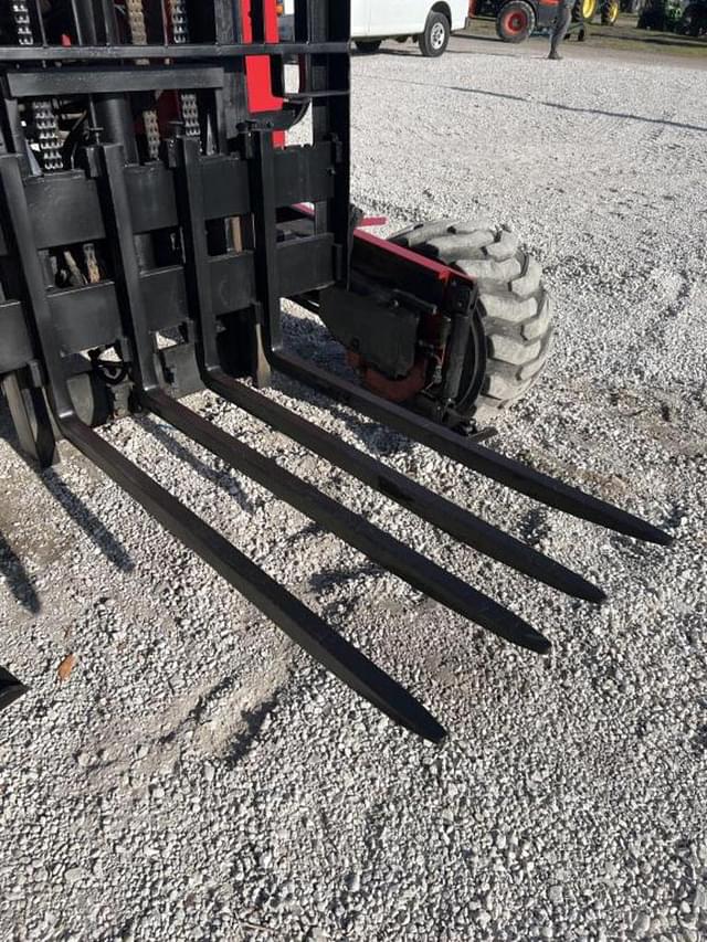 Image of Moffett M5500 equipment image 4