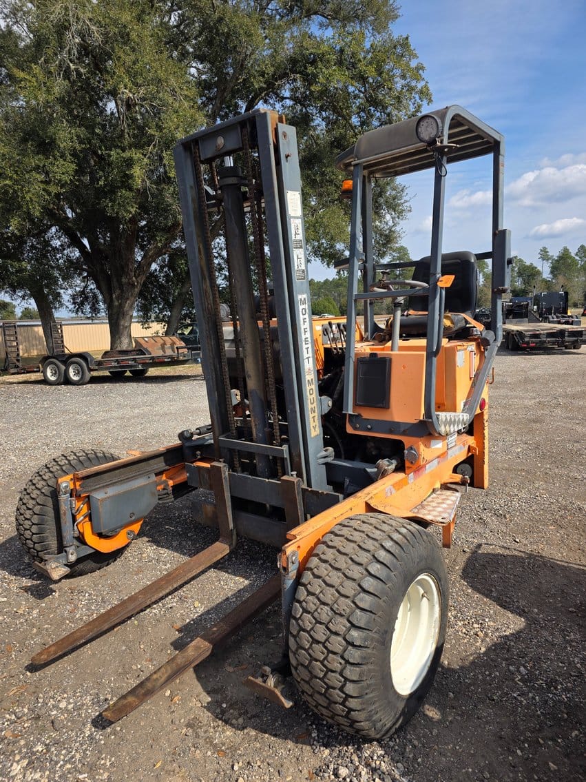 Moffett M5500 Equipment Image0