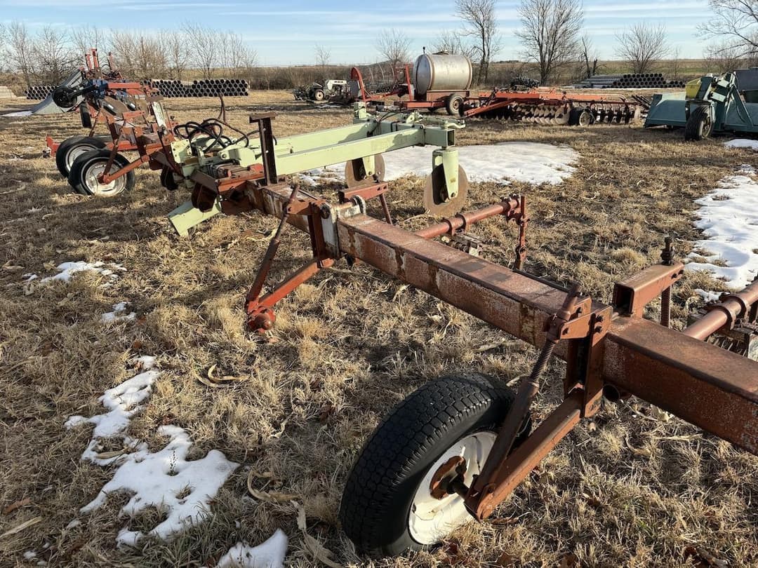 Image of Moore-Built 12R30VF Image 1