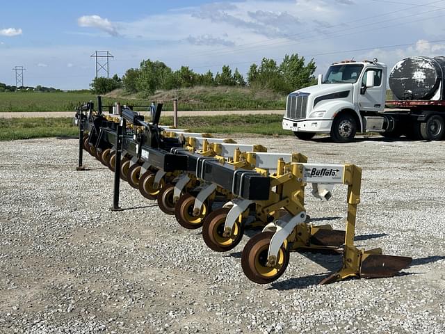 Image of Buffalo 6200 equipment image 2