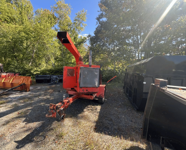 Image of Morbark 290 equipment image 4