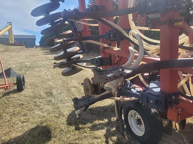 Image of Morris 7240 equipment image 3