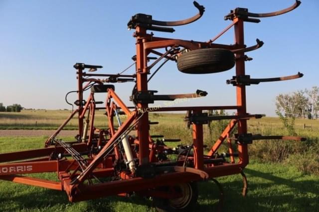 Image of Morris CP-725 equipment image 2