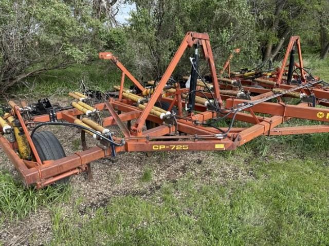 Morris CP725 Equipment Image0