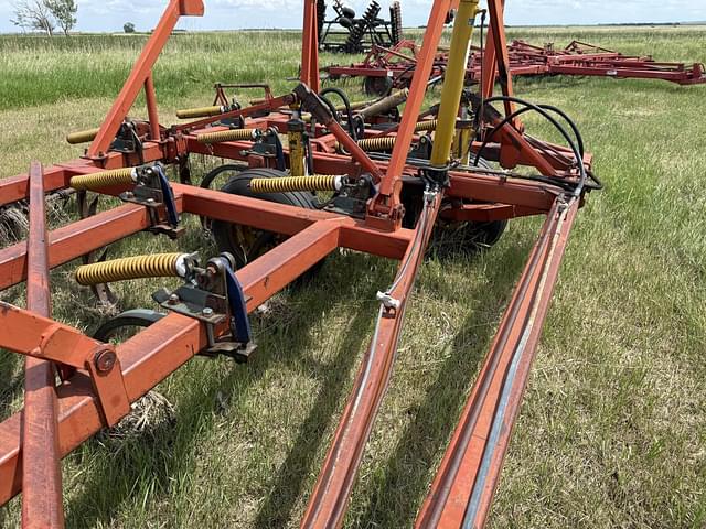 Image of Morris CP743 equipment image 1