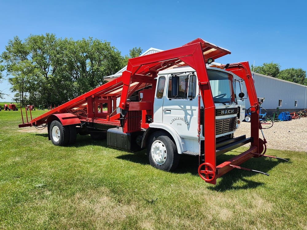 1985 Mack MS200 Equipment Image0