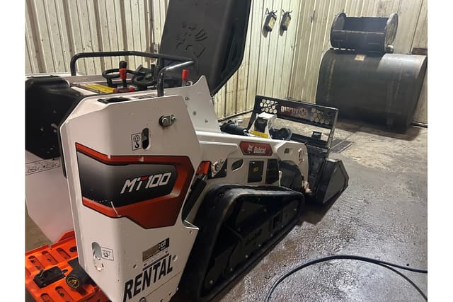 Image of Bobcat MT100 equipment image 2