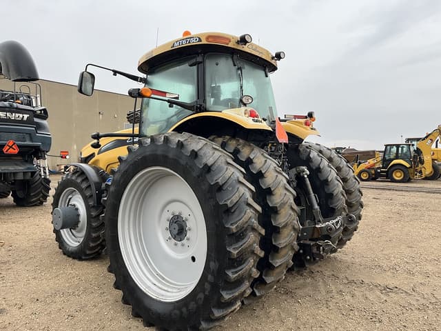 Image of Challenger MT675D equipment image 4