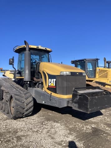 Main image Challenger MT845