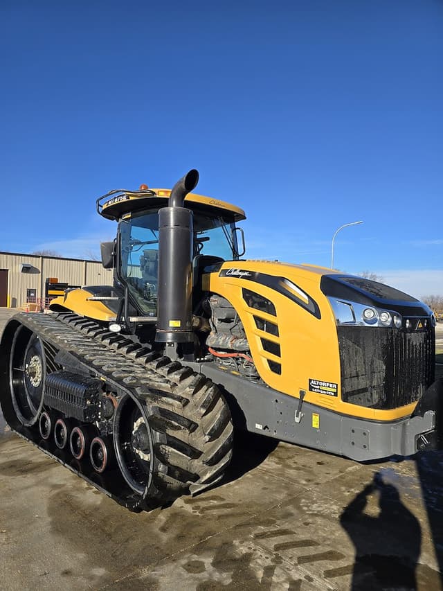 Image of Challenger MT875E equipment image 3