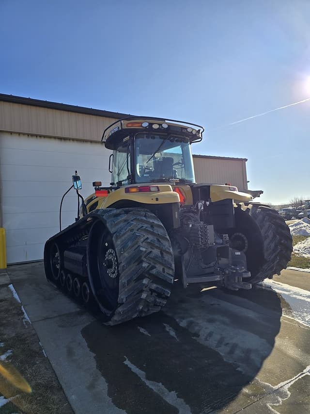 Image of Challenger MT875E equipment image 1