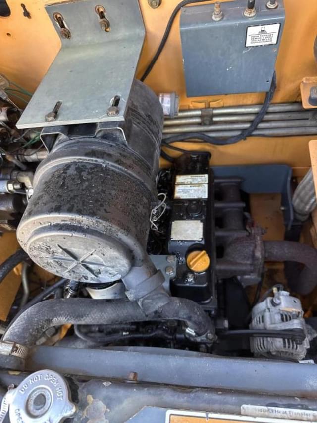 Image of Mustang 2044 equipment image 2
