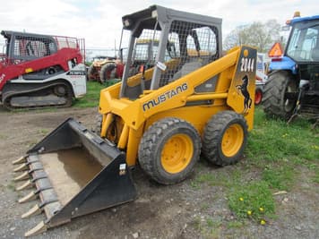 Main image Mustang 2044