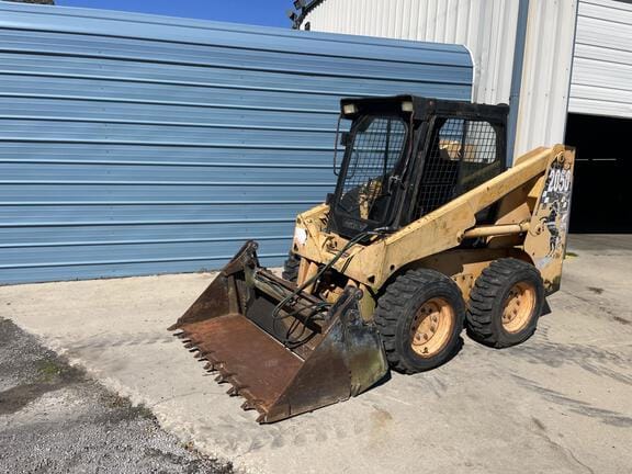 Mustang 2050 Equipment Image0