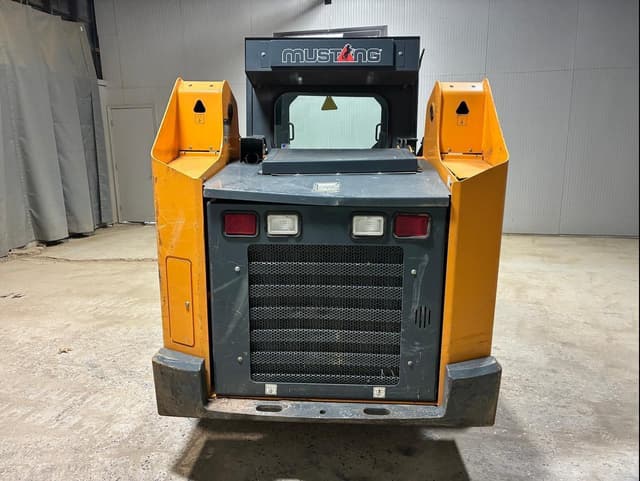 Image of Mustang 2100RT equipment image 3