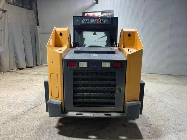 Image of Mustang 2500RT equipment image 3