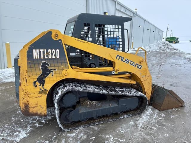 Image of Mustang MTL320 equipment image 3
