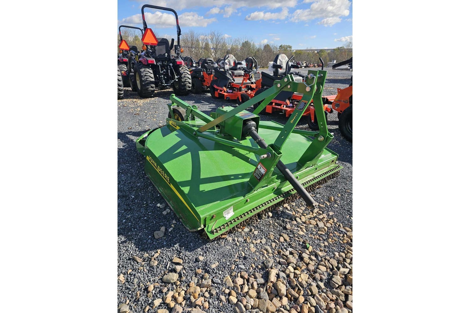 John Deere MX5 Equipment Image0