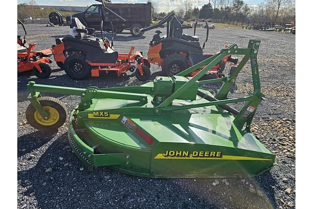 Image of John Deere MX5 equipment image 4