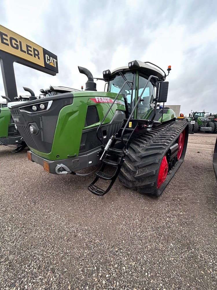 2024 Fendt 1162 Vario MT Equipment Image0
