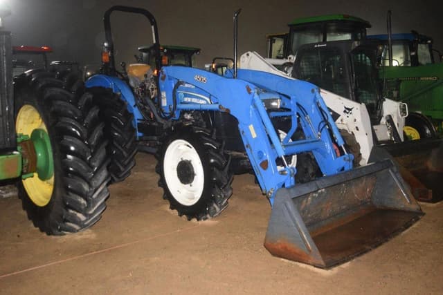 Image of New Holland Workmaster 55 equipment image 3