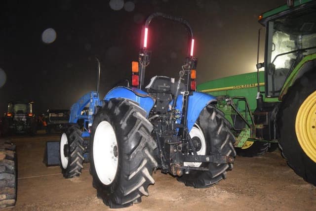 Image of New Holland Workmaster 55 equipment image 1