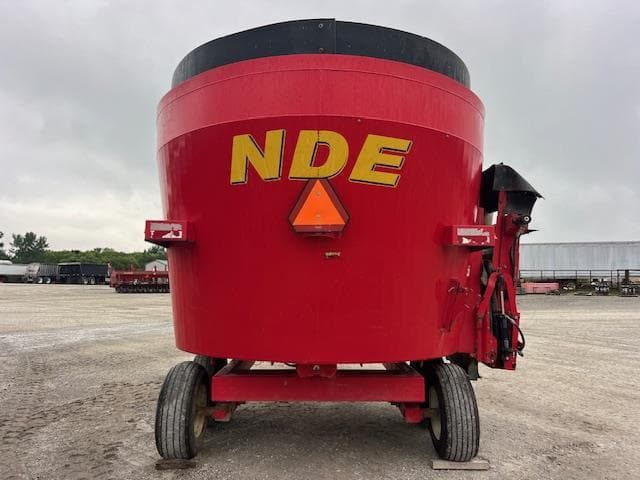 Image of NDE 804 equipment image 4