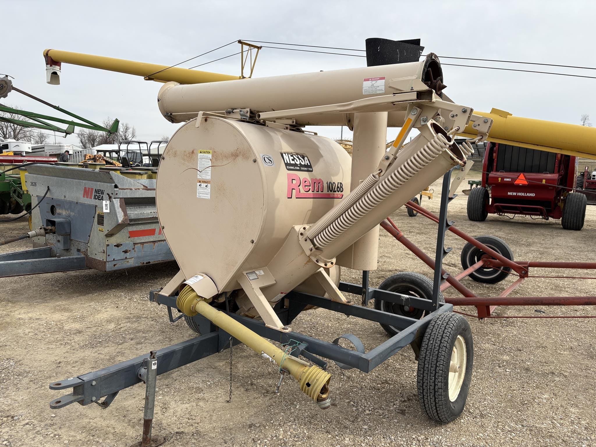 REM 1026B Equipment Image0