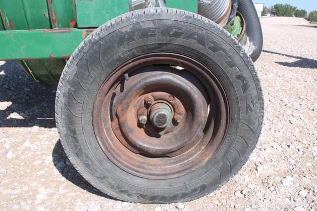 Image of Neuero 8100 equipment image 4