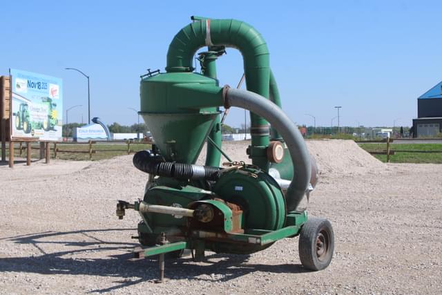 Image of Neuero 8100 equipment image 2