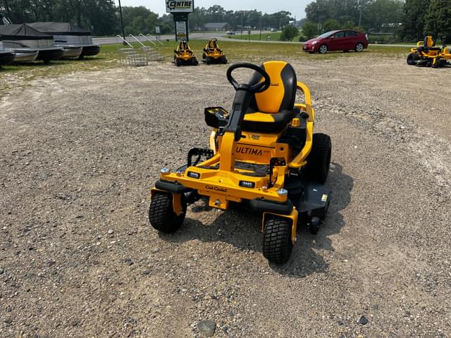 Image of Cub Cadet Ultima ZTS1 equipment image 3