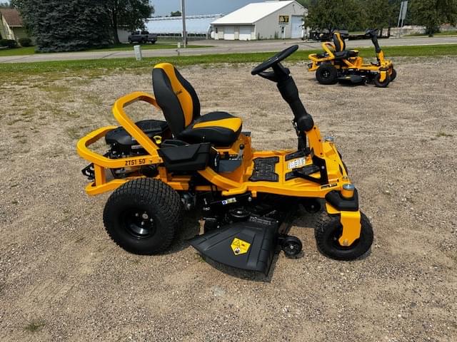 Image of Cub Cadet Ultima ZTS1 equipment image 4