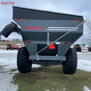 NEW 2023 DEMCO 650 GRAIN CART CA5748 Image