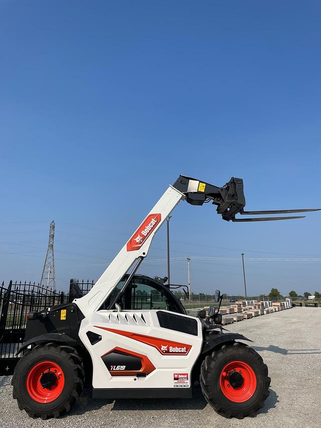 Image of Bobcat TL619 equipment image 2