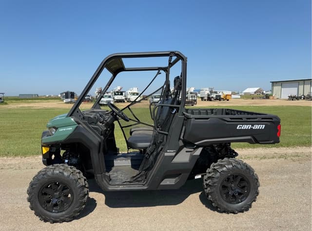 Image of Can-Am Defender DPS HD10 equipment image 1