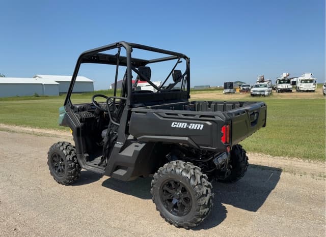 Image of Can-Am Defender DPS HD10 equipment image 2
