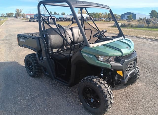 Image of Can-Am Defender DPS HD7 equipment image 1