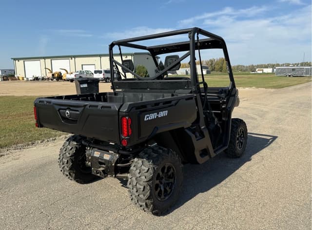 Image of Can-Am Defender DPS HD7 equipment image 4