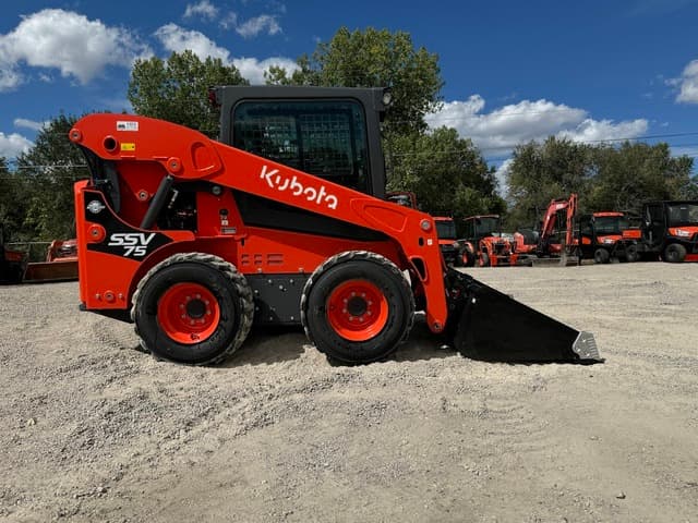 Image of Kubota SSV75PHC Image 1