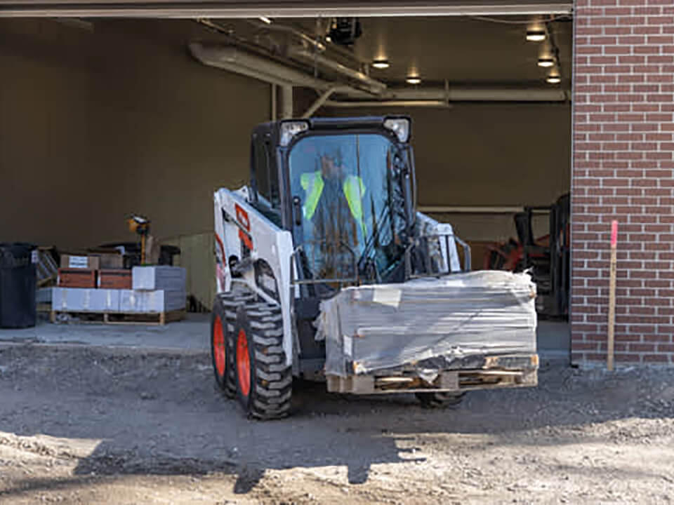 Image of Bobcat S450 Image 1