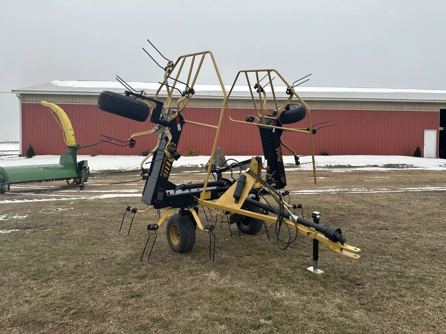 2025 Esch 2018 Equipment Image0